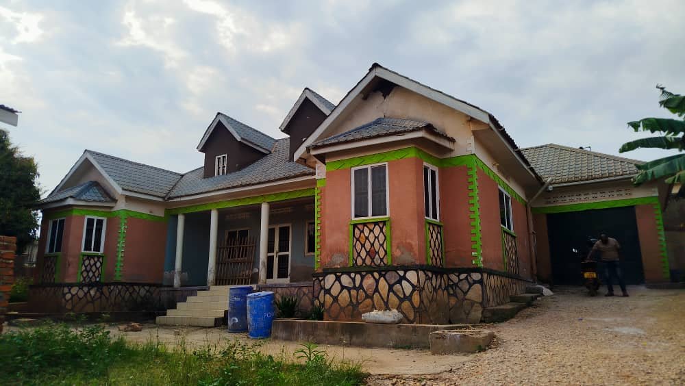 House for sale in Nabbingo in Ttega Cell, Nabbingo ward, Kyengera Town Council, Wakiso District